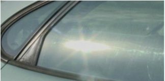 Par u Poreču ostavio dijete u zatvorenom autu na vrućini Beba preminula jer ju je majka ostavila u vrućem automobilu osam sati