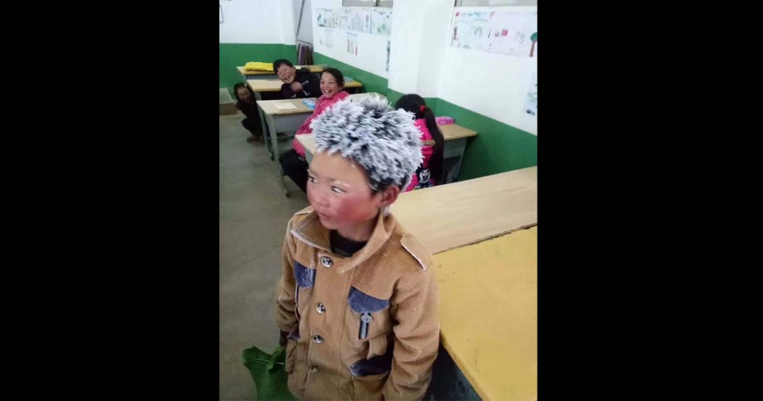 8-godišnjak je došao u školu smrznute kose