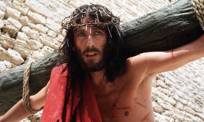 Na dan svog raspeća Isus je nosio četiri različita odijela