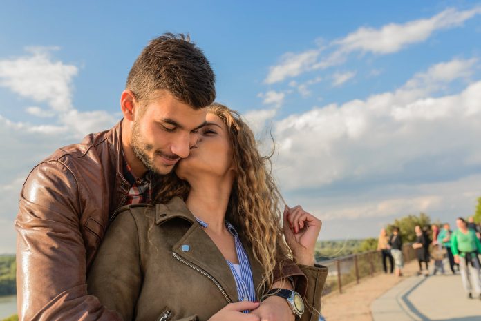 5 načina na koje vaš muž treba biti ohrabren (a neće vam to reći)
