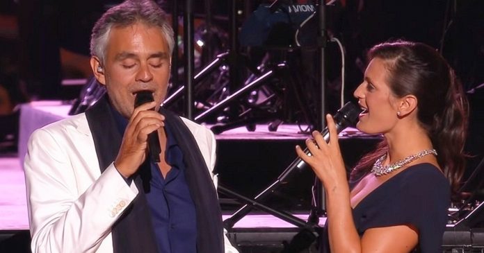 Andrea Bocelli i supruga Andrea Bocelli duet supruga