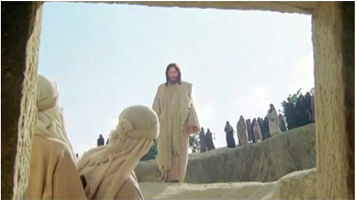 Što je Isus mislio kada je rekao: “Tko god živi i vjeruje u mene, neće umrijeti nikada”?