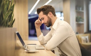 10 razloga zbog kojih tjeskobu trebamo predati Bogu