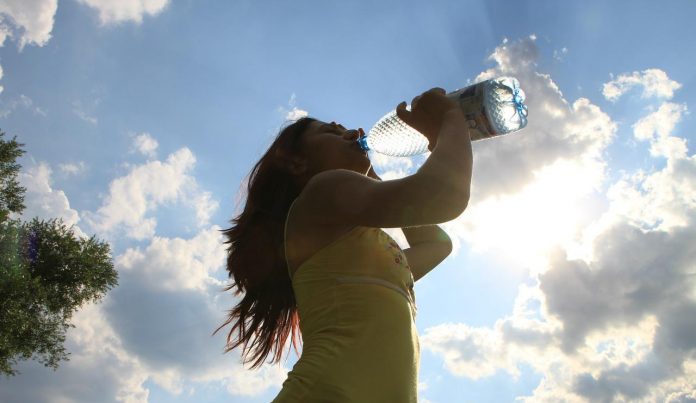 9 znakova upozorenja da ne pijete dovoljno vode