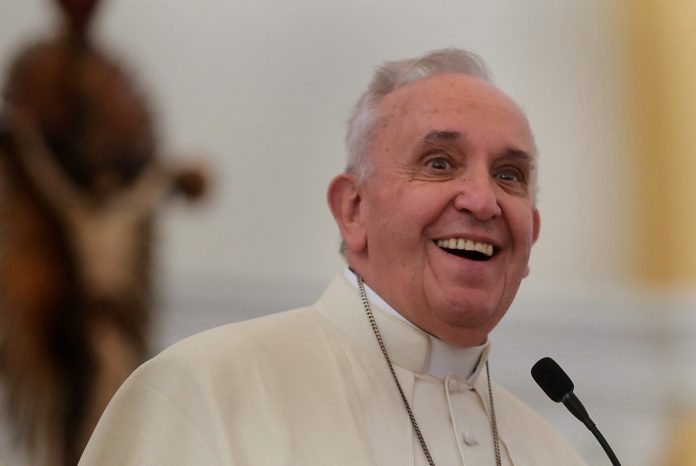 Papa Franjo vegan Papa će dobiti milijun dolara ako pristane biti vegan za korizmu
