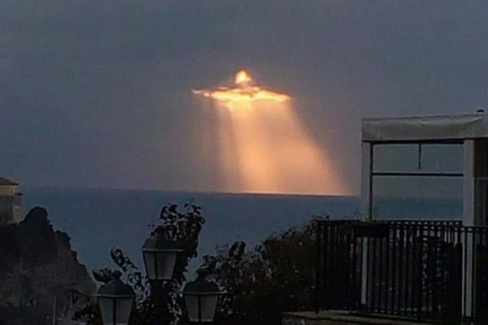 Lik Isusa Krista se pojavio na nebu iznad Italije
