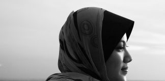 Muslimanski par iz Pakistana je pokušao lažno optužiti četiri kršćanske žene za uništavanje Kurana
