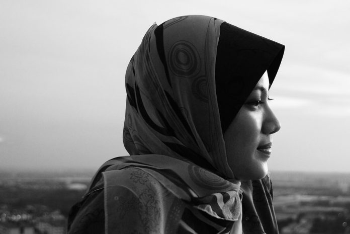 Muslimanski par iz Pakistana je pokušao lažno optužiti četiri kršćanske žene za uništavanje Kurana Muslimanski par iz Pakistana je pokušao lažno optužiti četiri kršćanske žene za uništavanje Kurana