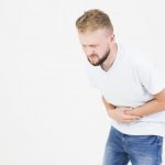 6 simptoma razarujućeg raka debelog crijeva