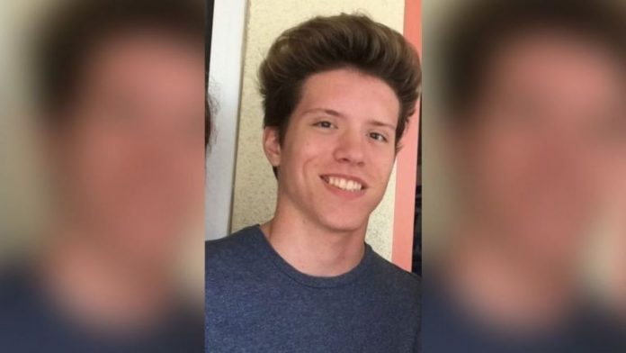 Osumnjičenik za ubojstvo u sinagogi Osumnjičenik (19) za ubojstvo u sinagogi je mislio da je Božja volja da ubije Židove