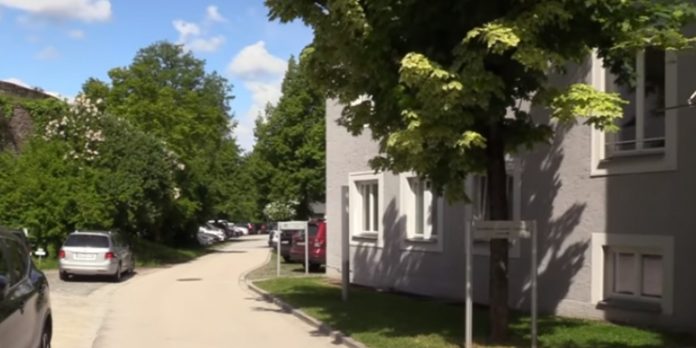 Petero pripadnika sekte pronađeno mrtvo Petero pripadnika sekte pronađeno mrtvo