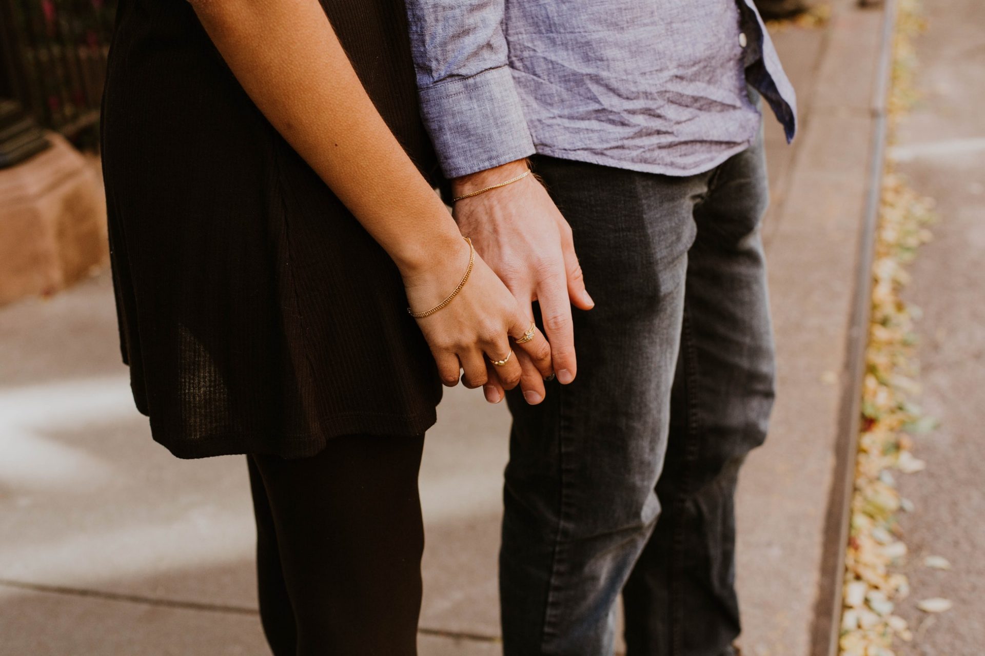 8 znakova da je vaš supružnik počinio emocionalni preljub
