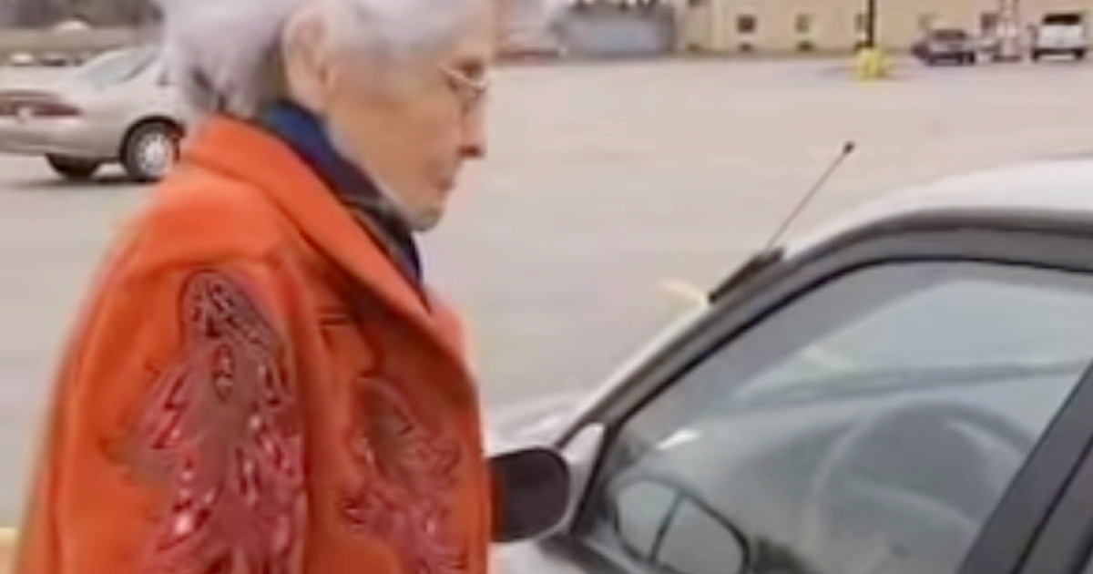 Lopov je u upao u auto starice - odlučila se boriti na iznenađujući način