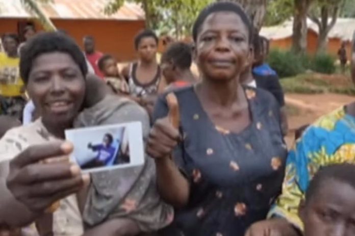 Kongo roditelji Roditelji iz Konga su doživjeli užas u koje je uključeno belgijsko sirotište