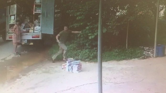 muškarac kamion Bog ga je sačuvao: Muškarac jedva izvukao živu glavu