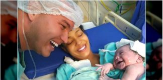Novorođenče se nasmijalo čim je čulo tatin glas