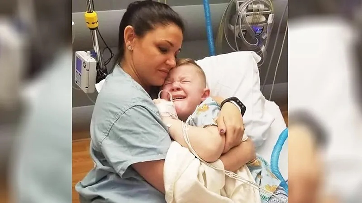 Skoro se rasplakala kada je vidjela što medicinska sestra radi njenom sinu