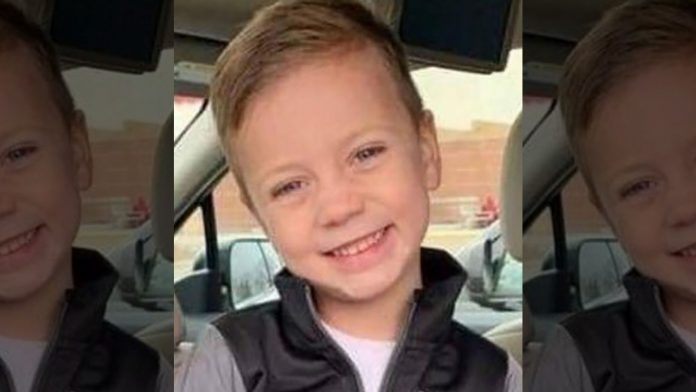 ''Hvala vam što ste molili za nas'': Dječak (5) bačen s trećeg kata izašao iz bolnice ''Hvala vam što ste molili za nas'': Dječak (5) bačen s trećeg kata izašao iz bolnice