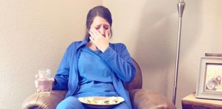 Fotka medicinske sestre nakon četvrte smjene zaredom je rasplakala svijet