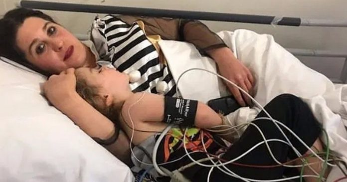 Djevojčica završila u bolnici zbog Noći vještica, progutala je opasne tablete Djevojčica završila u bolnici zbog Noći vještica, progutala je opasne tablete
