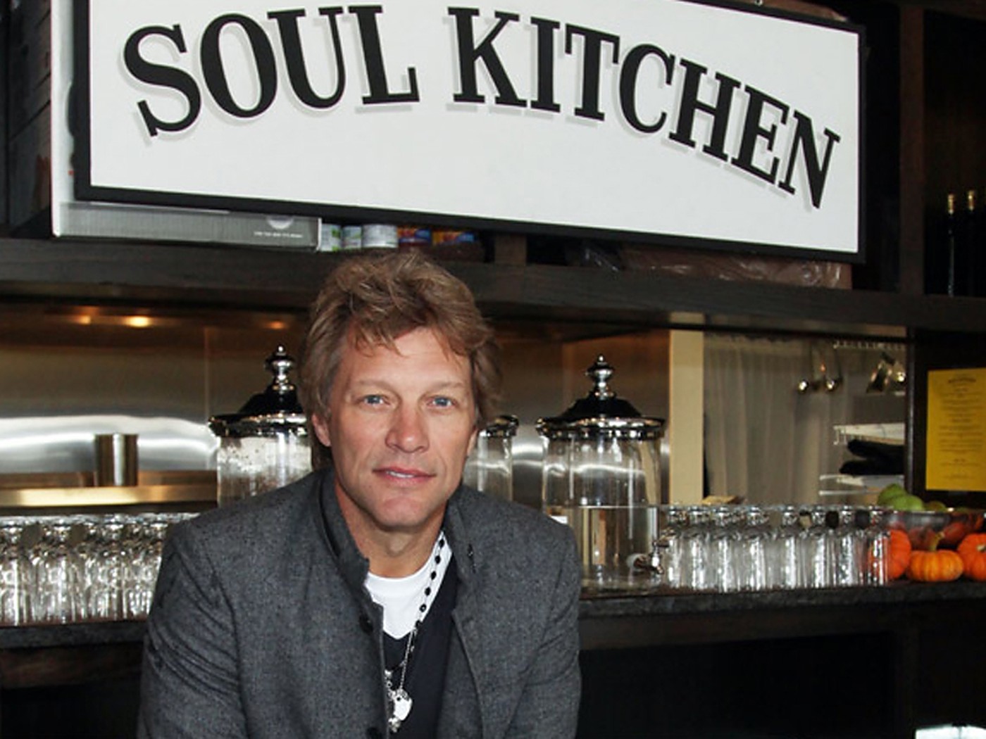 Pjevač Jon Bon Jovi otvorio restorane za siromašne