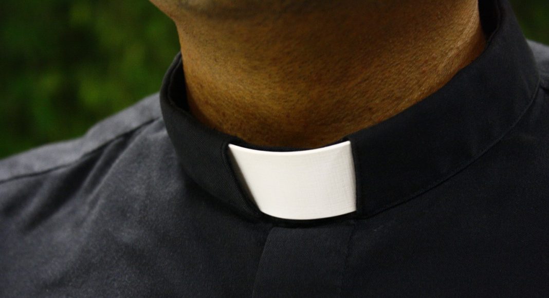 Svećenici godinama seksualno zlostavljali gluhu djecu