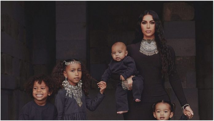 Kim Kardashian je odlučila prestati nositi izazovnu odjeću Kim Kardashian je odlučila prestati nositi izazovnu odjeću