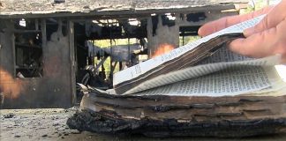 Nevjerojatne fotografije očuvane Biblije nakon strašnog požara obilaze svijet