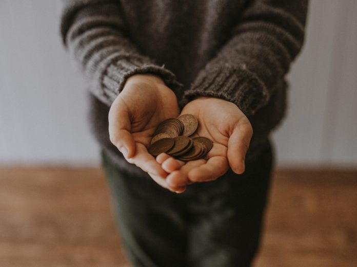 Bog testira kroz financije
