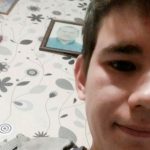 Mladića (20) ubila struja nakon što je uključio punjač u mobitel