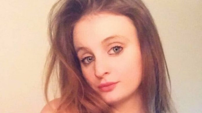 Djevojka (21) preminula od koronavirusa, nije imala simptome Djevojka (21) preminula od koronavirusa, nije imala simptome