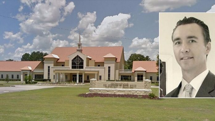 Američki pastor dovodi u opasnost vjernike Američki pastor dovodi u opasnost vjernike