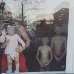 Fotografija medicinske sestre koja ostavlja obitelj rasplakala svijet