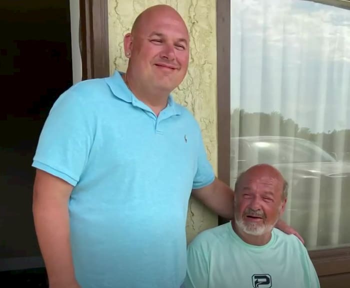 Otac i sin dijele svjedočanstvo nakon što su proveli 12 sati u vodi 1