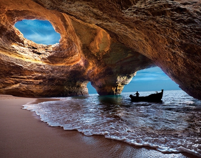 Algar de Benagil u Portugalu