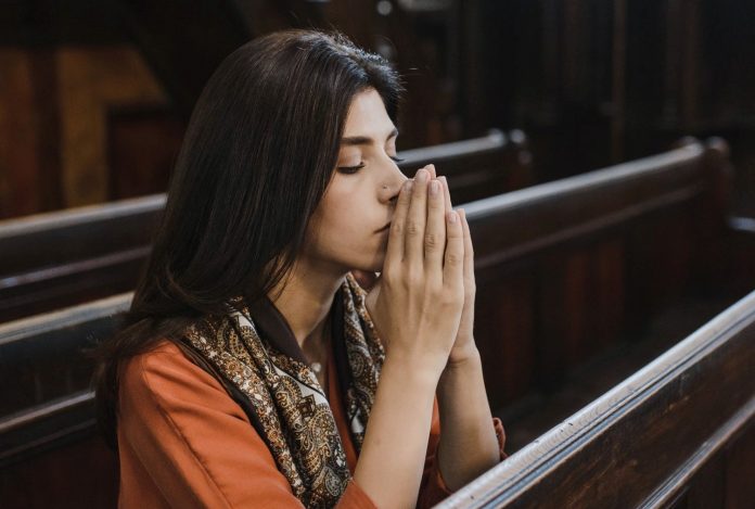 Što učiniti kada se vaše molitve odbijaju o strop?
