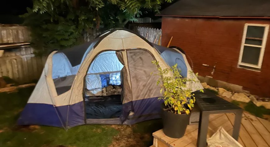 Šator u dvorištu