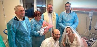 Nesvakidašnji događaj: Vjenčali se i krstili dijete u bolničkoj sobi