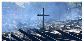 Crkva izgorjela do temelja križ