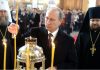 Putin se iznenada pojavio na uskrsnoj liturgiji u Moskvi, a uputio je i poruku svim vjernicima Vjera Vladimira Putina