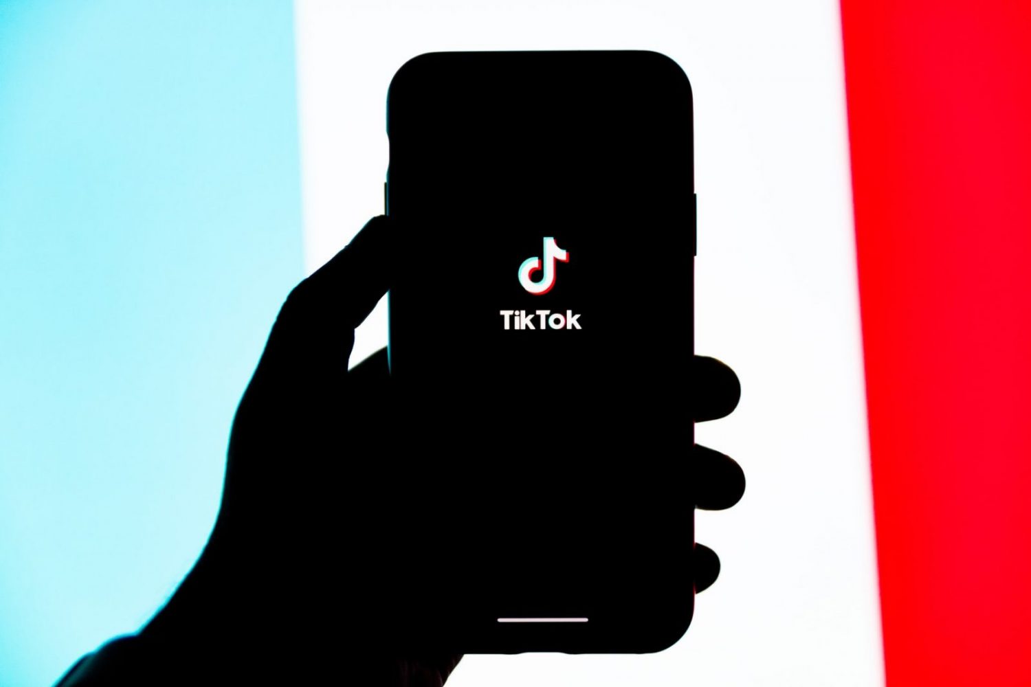 Je li TikTok opasan za djecu