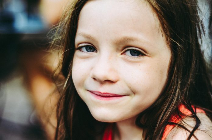 Djevojčica (8) se pojavila u ljekarni: Ono što je htjela kupiti ljekarnika je ganulo do suza
