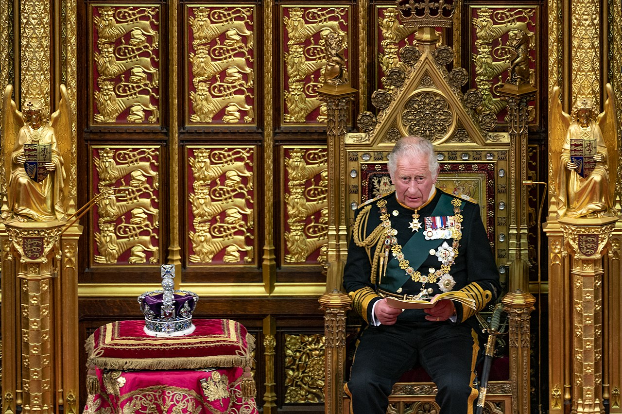 Zašto je Kralj Charles III poglavar Engleske Crkve