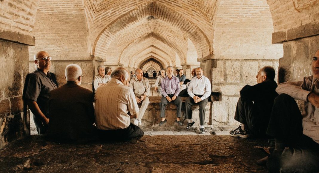 Milijuni Iranaca napuštaju islam i prelaze na kršćanstvo