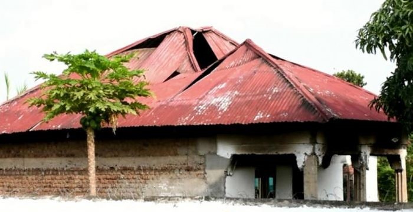 Islamski ekstremisti napali školu u Ugandi i ubili više desetaka djece