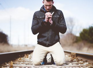 Zašto moliti ako je Bog unaprijed odredio budućnost? Zašto moliti ako je Bog odredio budućnost