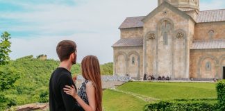 4 razloga zašto mladi ljudi napuštaju crkvu