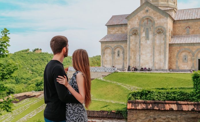 4 razloga zašto mladi ljudi napuštaju crkvu