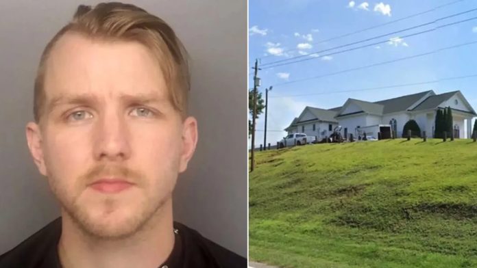 Bivši pastor optužen jer je snimao maloljetne djevojke u kupaonici crkve