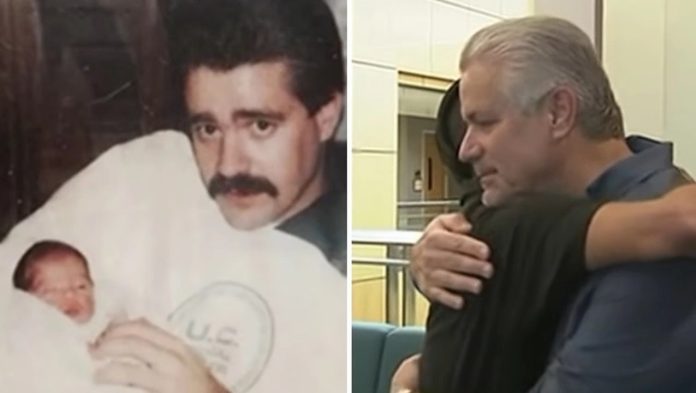 Našao bebu u kontejneru i spasio je od smrti: Upoznali su se nakon 25 godina